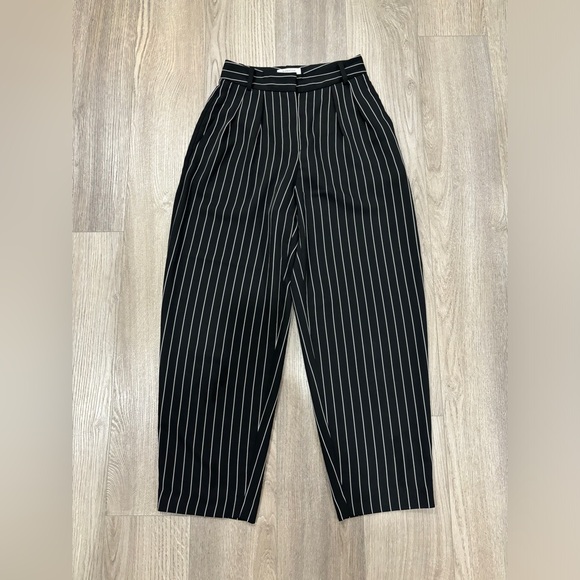 Aritzia Babaton High Rise Modesto Pants Black White Strips Women’s Size 00 - Picture 3 of 14